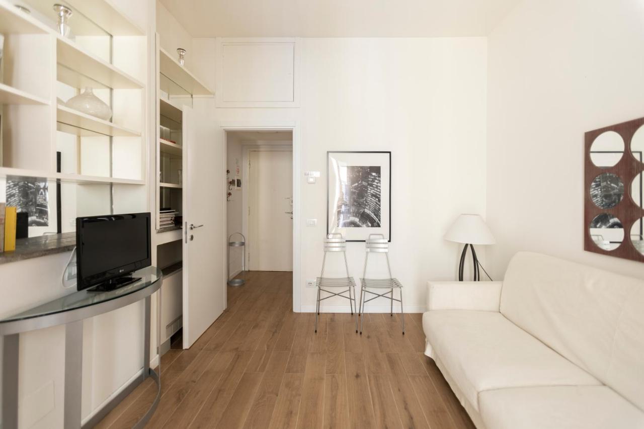 Brera - Fiori Chiari Charme Apartment Milan Exterior photo