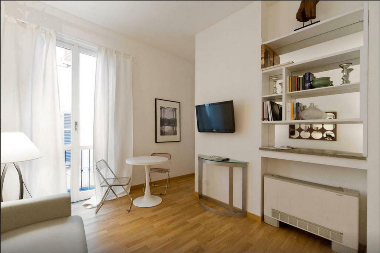 Brera - Fiori Chiari Charme Apartment Milan Exterior photo