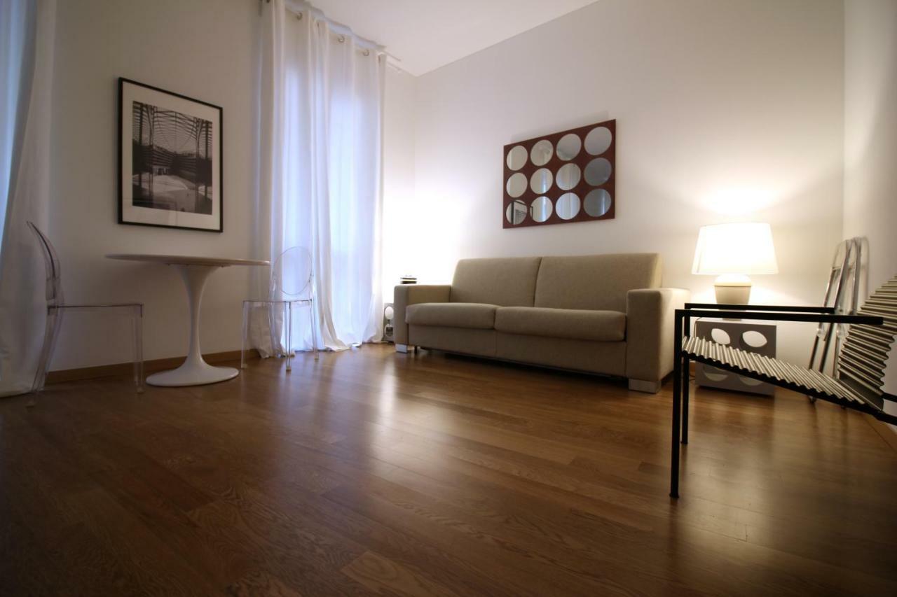 Brera - Fiori Chiari Charme Apartment Milan Exterior photo